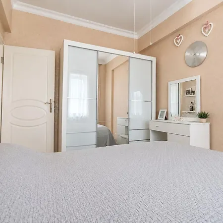 In Nanzenbach Mit Wunderschoener Aussicht In Der Cassa Amedeo Appartement